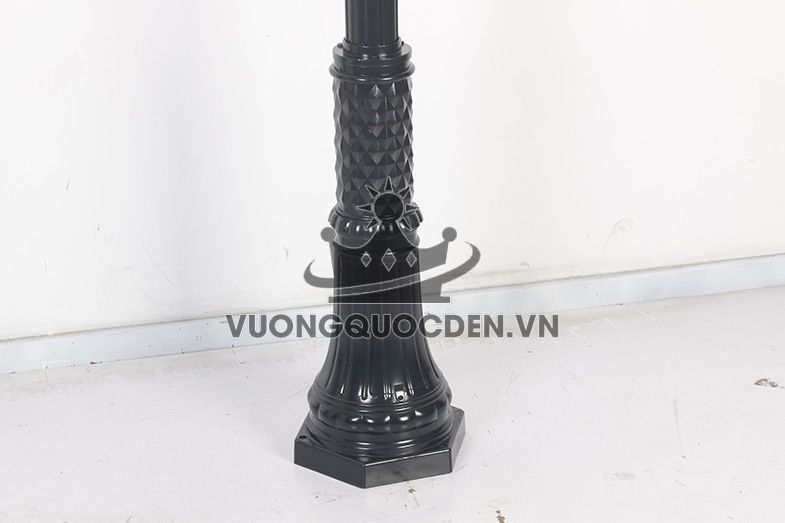 Đèn trụ sân vườn trang trí nhập khẩu ROL-A16007-3